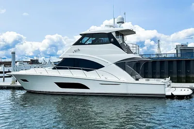 Riviera 57 Enclosed Flybridge