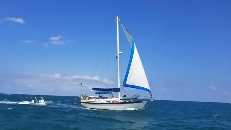 Mariner Yacht Photos Pics 