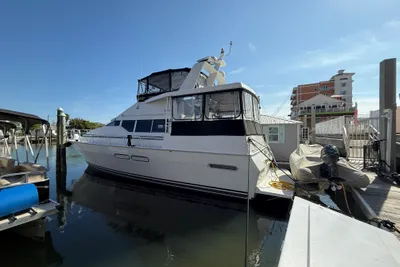Mainship 47 Motor Yacht