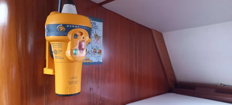 Roxanne Yacht Photos Pics 