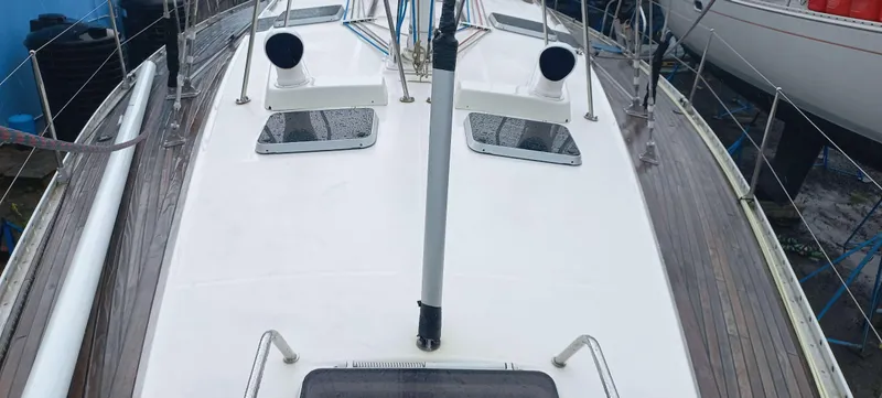 Roxanne Yacht Photos Pics 