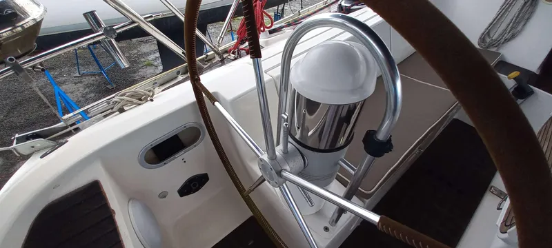 Roxanne Yacht Photos Pics 