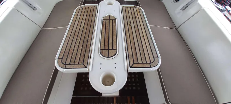 Roxanne Yacht Photos Pics 