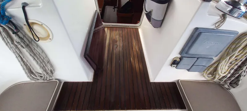 Roxanne Yacht Photos Pics 