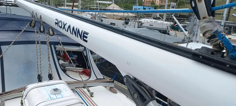 Roxanne Yacht Photos Pics 