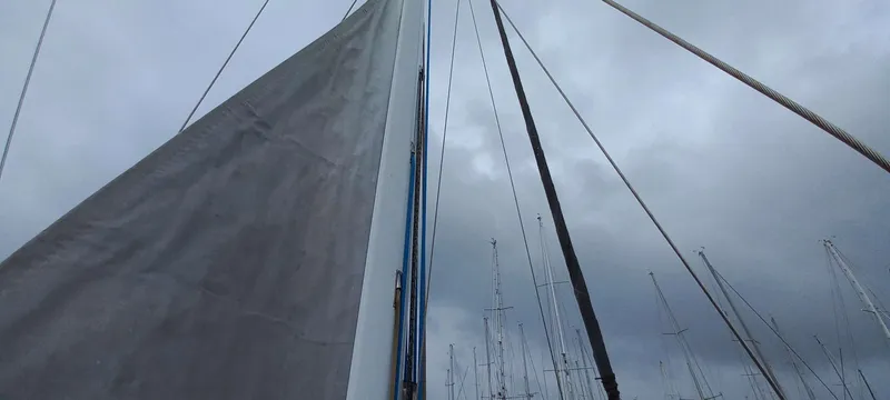 Roxanne Yacht Photos Pics 