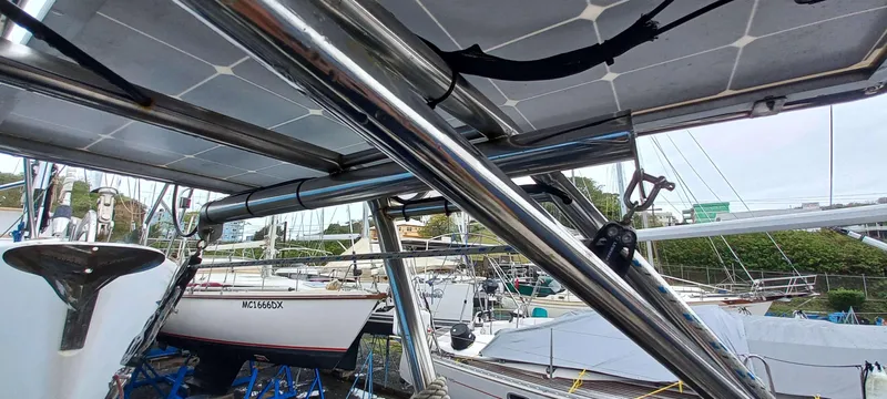 Roxanne Yacht Photos Pics 