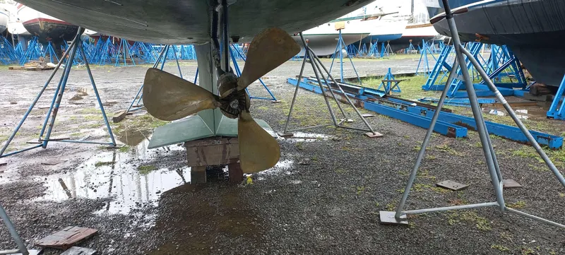 Roxanne Yacht Photos Pics 