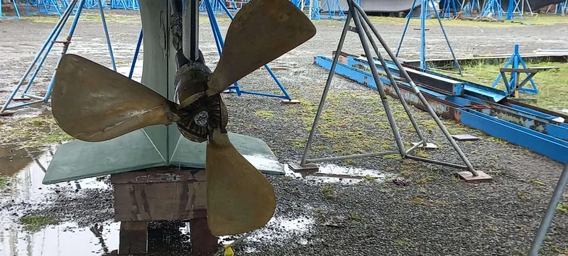 Roxanne Yacht Photos Pics 