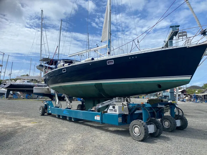 Roxanne Yacht Photos Pics 