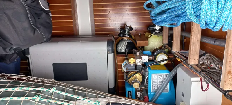 Roxanne Yacht Photos Pics 