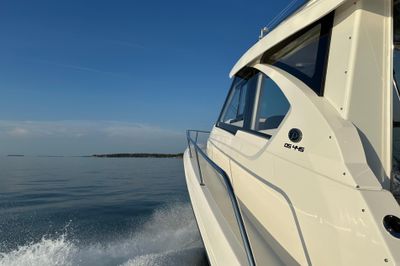 Yacht