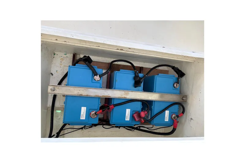  Yacht Photos Pics Three blue batteries installed in a Leopard 40 yacht, model year 2016.