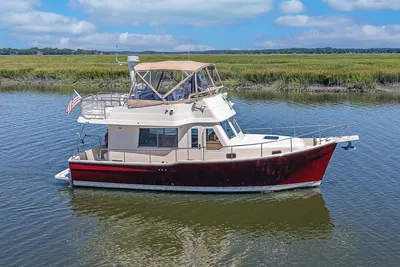 2006 Mainship 34 Trawler