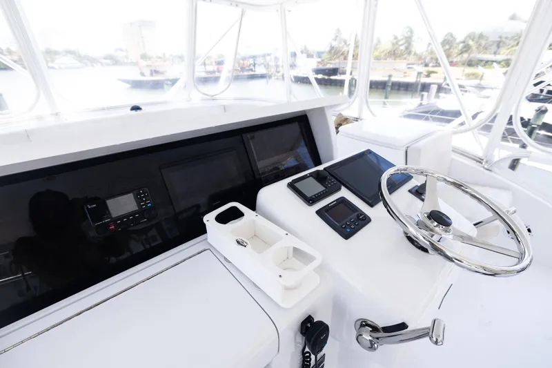 Carribean Soul Yacht Photos Pics Helm Station