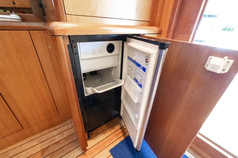Carribean Soul Yacht Photos Pics Ice Maker - Salon