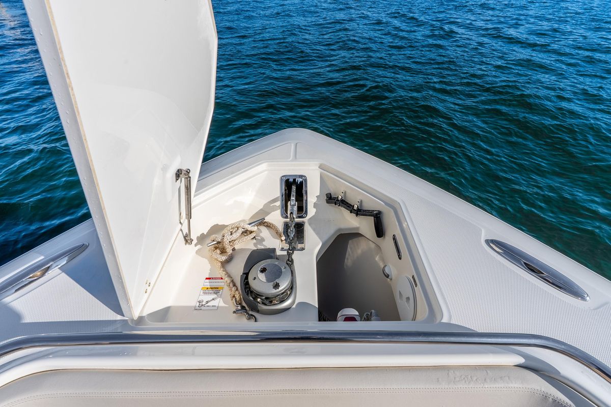 2024 Boston Whaler 42 
