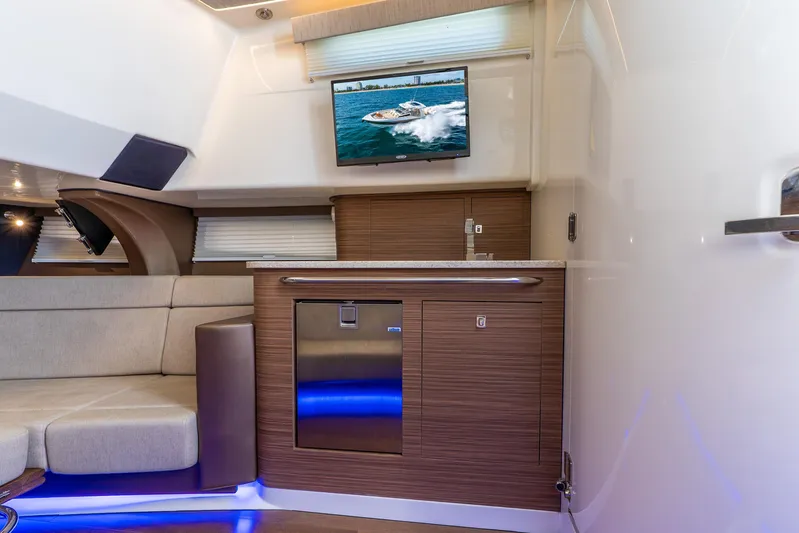 Gugui Yacht Photos Pics Luxurious interior of 2024 Boston Whaler 420 Outrage with modern amenities and sleek design.