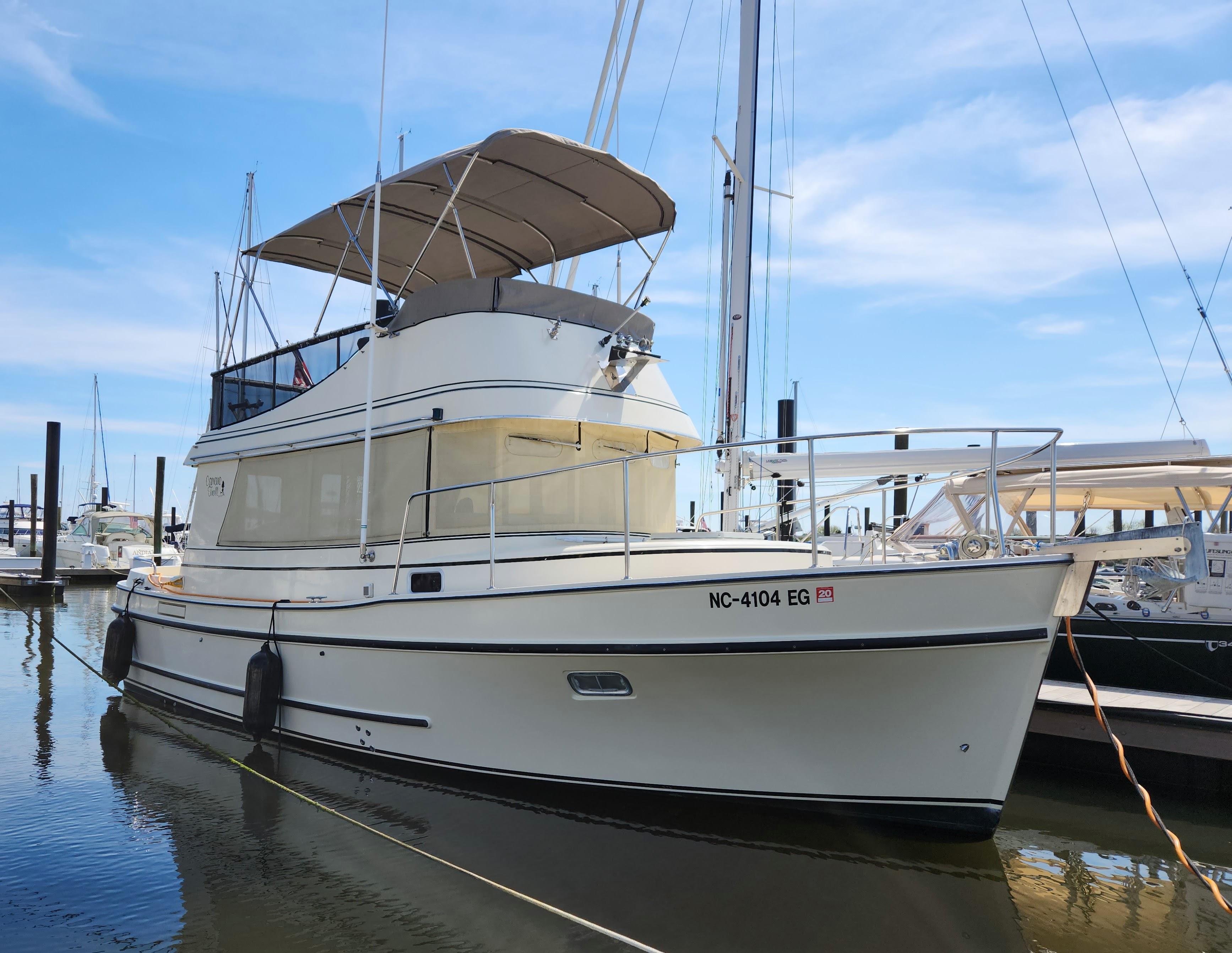 2001 Camano 31 Flybridge Trawler for sale - YachtWorld