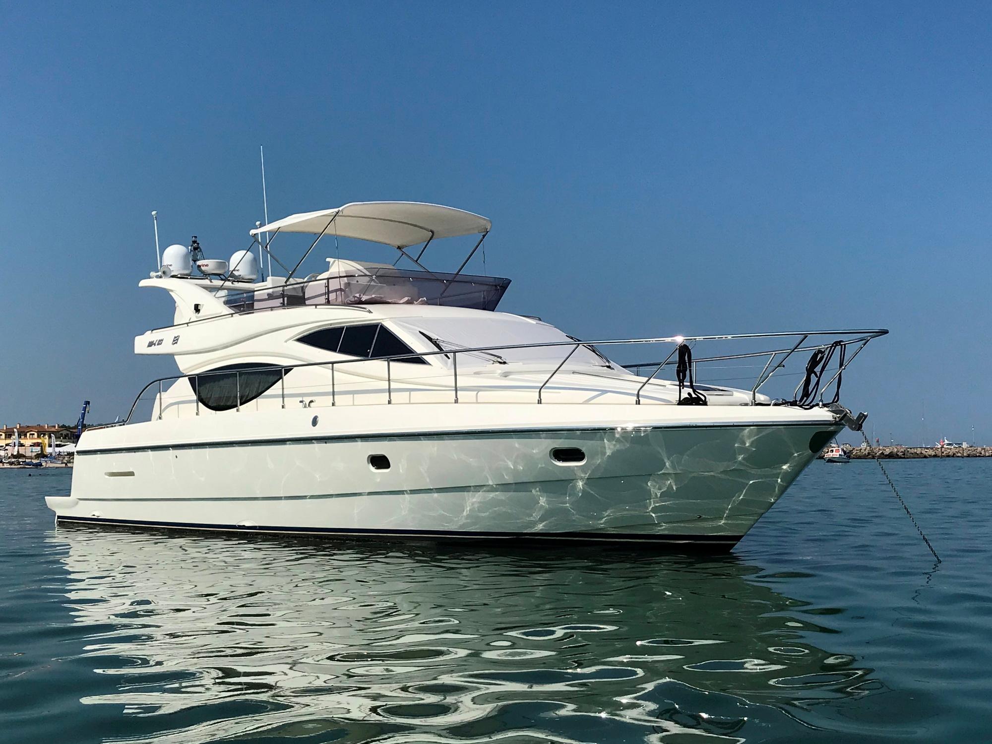 2006 Ferretti Yachts 500 Elite Motor Yacht for sale - YachtWorld