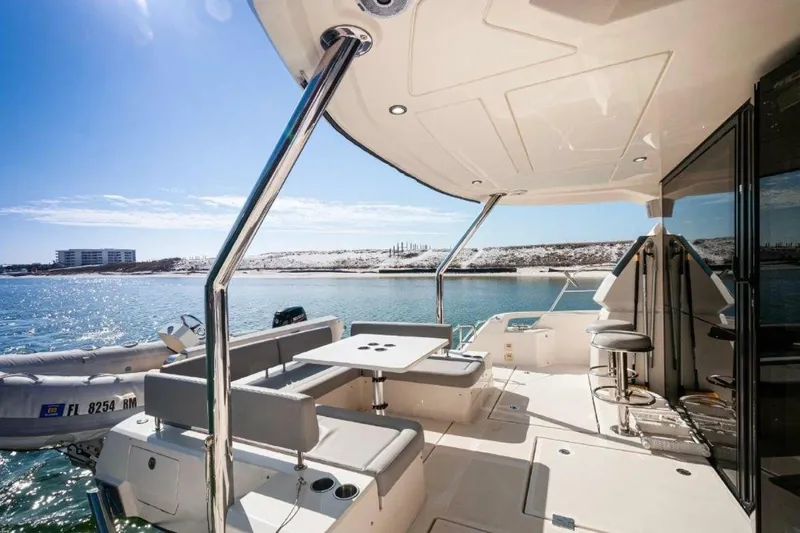 Mimi's Oasis Yacht Photos Pics 2018 Aquila 44 Catamaran-Cockpit