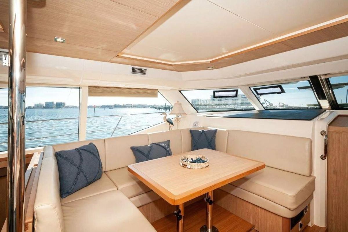 2018 Aquila 44 