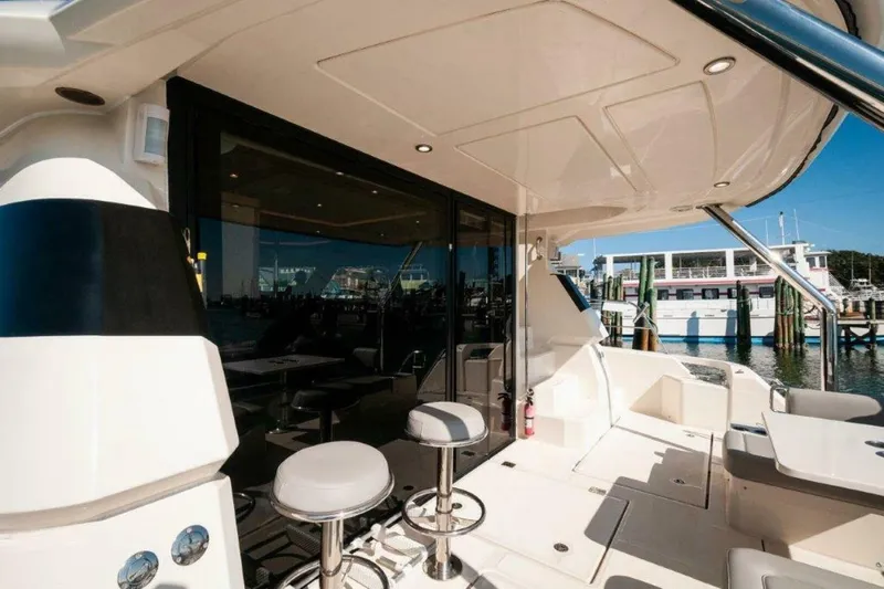 Mimi's Oasis Yacht Photos Pics 2018 Aquila 44 Catamaran- Cockpit