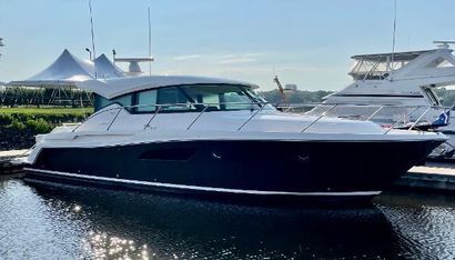 2016 44' Tiara Yachts-44 Coupe Guilford, CT, US
