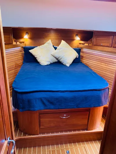 Nightcap Yacht Photos Pics 