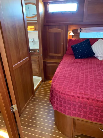 Nightcap Yacht Photos Pics 