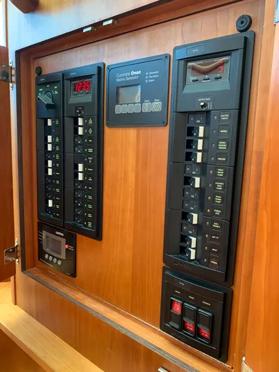 Nightcap Yacht Photos Pics 