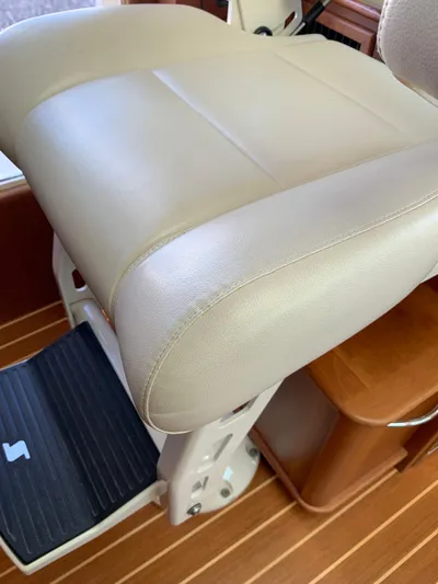 Nightcap Yacht Photos Pics 