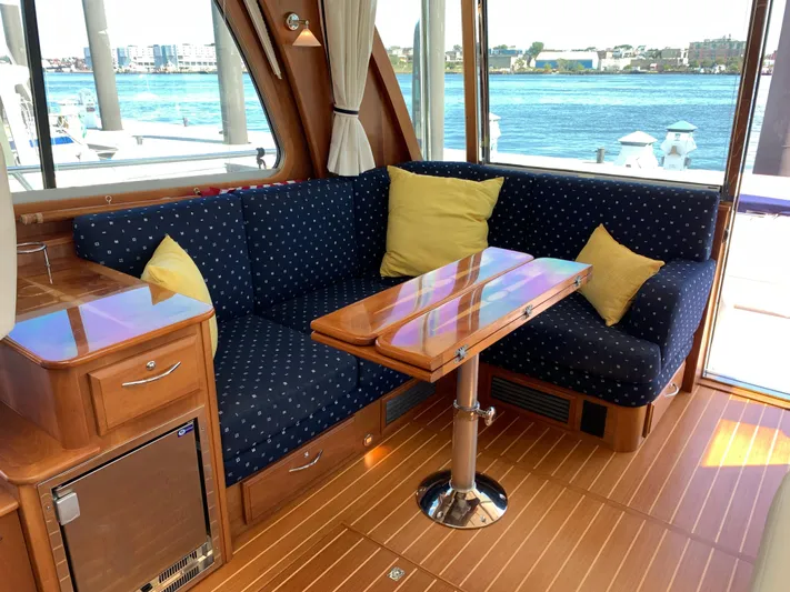 Nightcap Yacht Photos Pics 