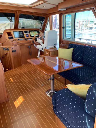 Nightcap Yacht Photos Pics 