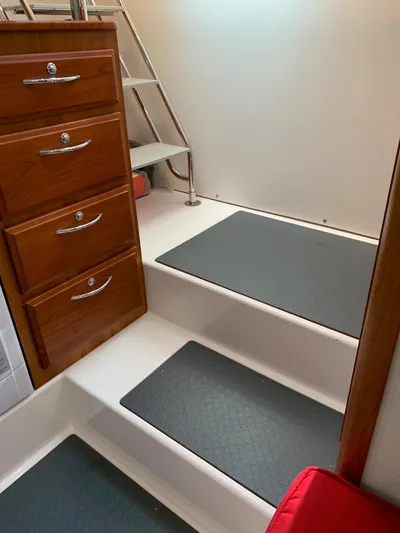 Nightcap Yacht Photos Pics 