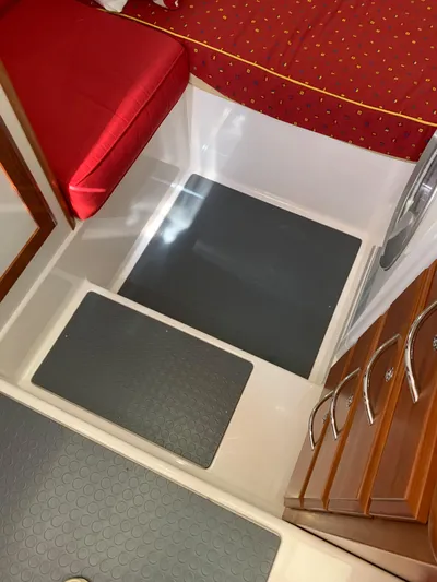 Nightcap Yacht Photos Pics 