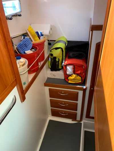 Nightcap Yacht Photos Pics 