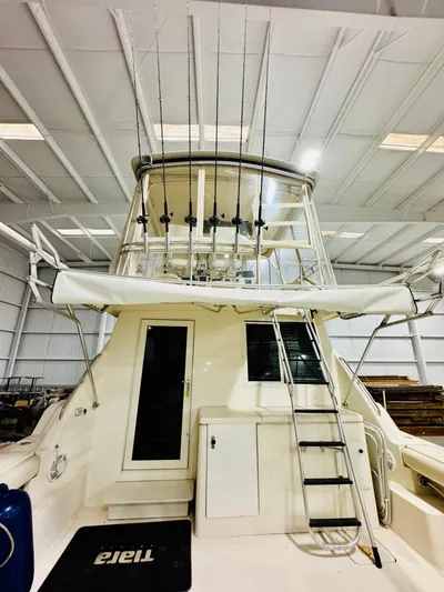 Ten To Eight Yacht Photos Pics 