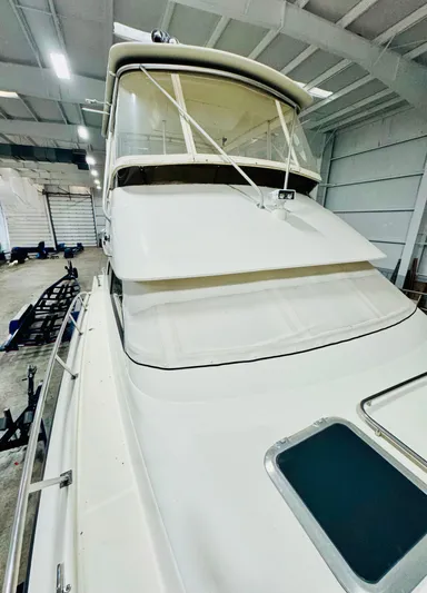 Ten To Eight Yacht Photos Pics 