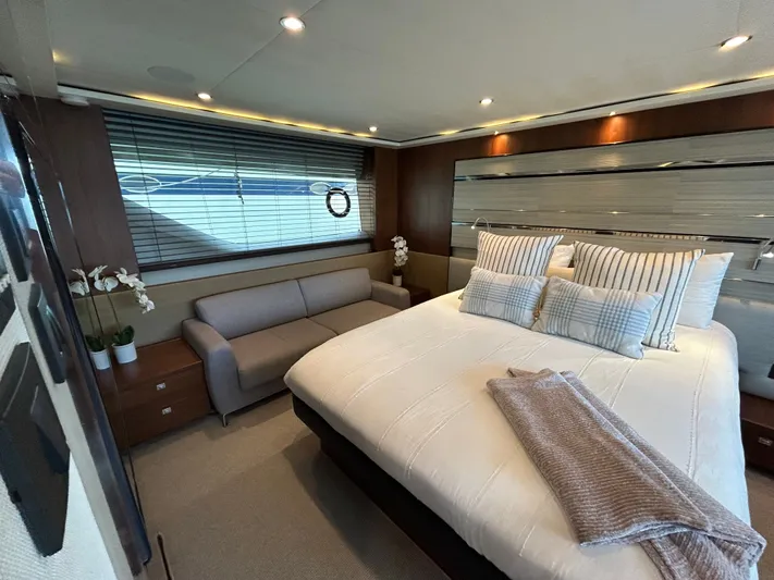 Snowbird Yacht Photos Pics 