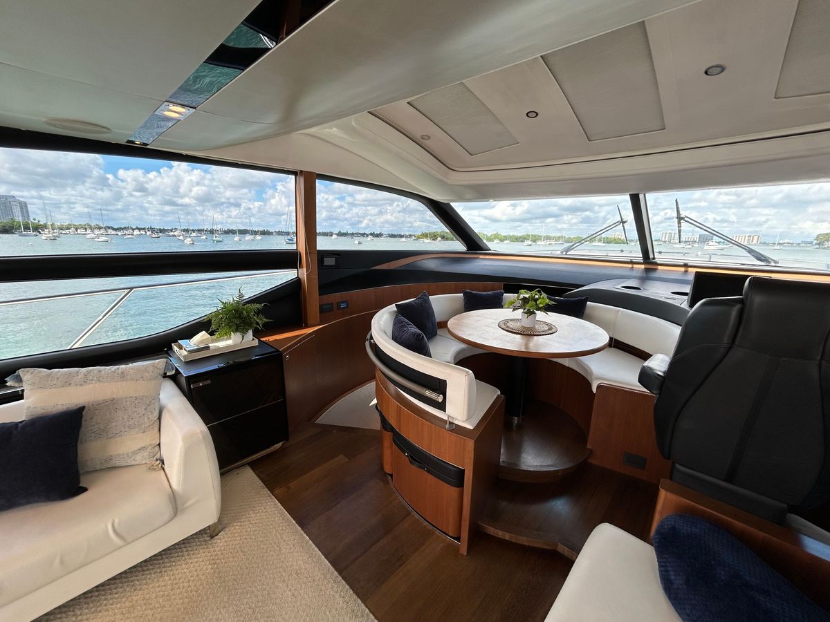 2014 Princess 72 
