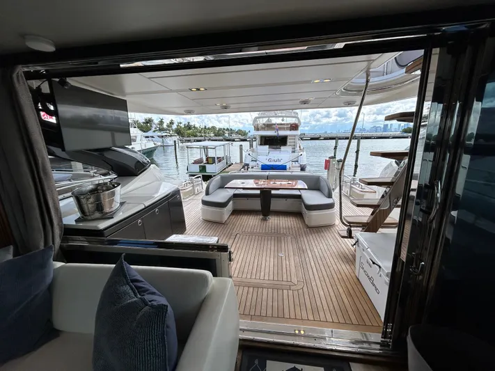 Snowbird Yacht Photos Pics 