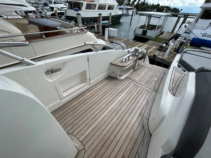 Snowbird Yacht Photos Pics 