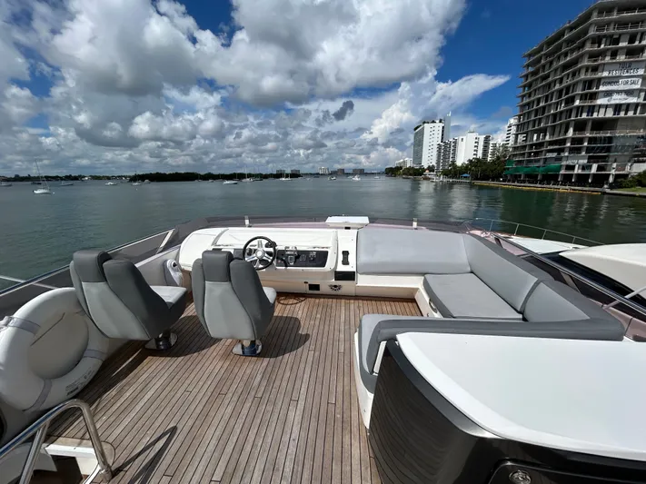 Snowbird Yacht Photos Pics 