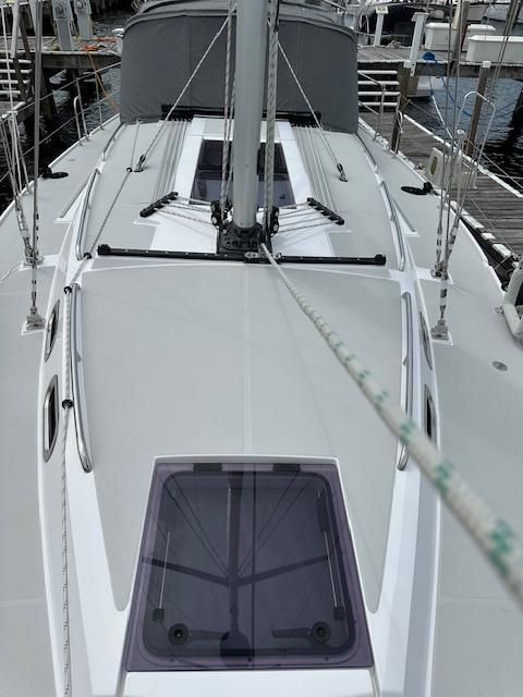 2022 Catalina 42 