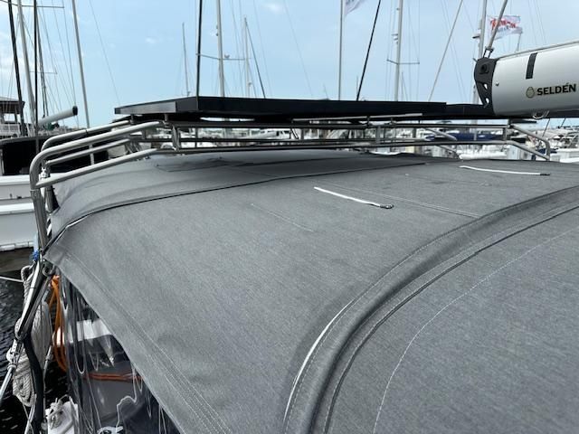 2022 Catalina 42 
