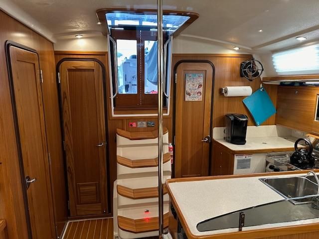 2022 Catalina 42 