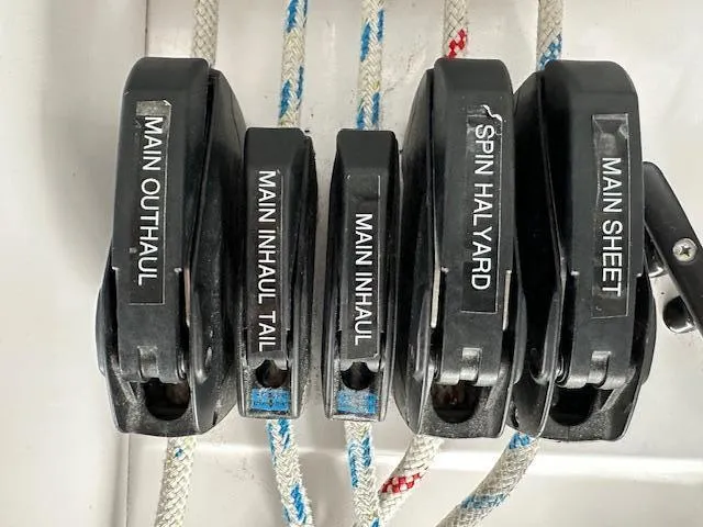 Makana Yacht Photos Pics 