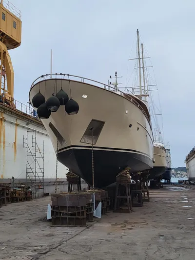 Korab Yacht Photos Pics Custom Motor Yacht Korab 2001 in dry dock, undergoing maintenance.