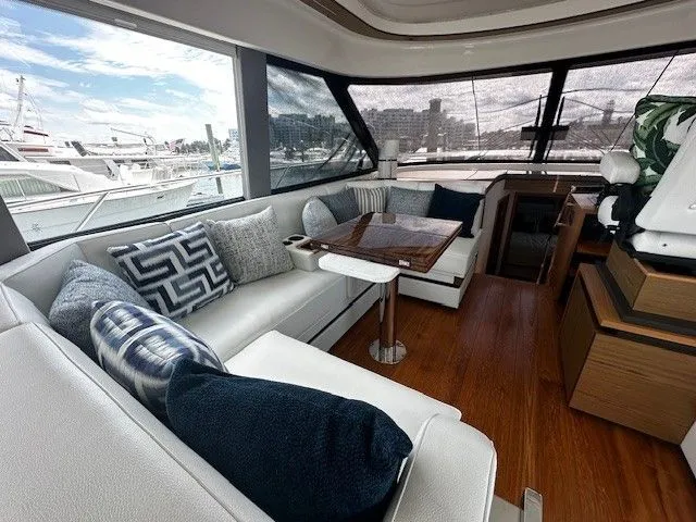  Yacht Photos Pics 2022 TIARA YACHTS 49 COUPE - Image 9